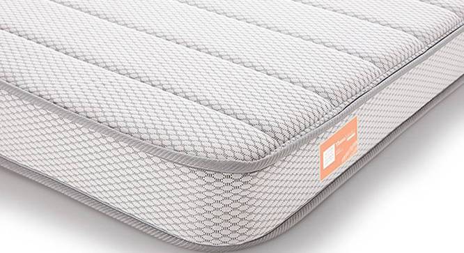 Theramedic Memory Foam Mattress with Temperature Control (Queen Mattress Type, 78 x 60 in (Standard) Mattress Size, 5 in Mattress Thickness (in Inches)) by Urban Ladder - - 190293