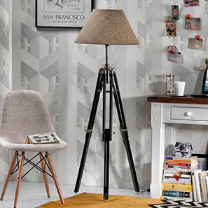Hubble tripod floor lamp natural linen conical shade 00 img 0702