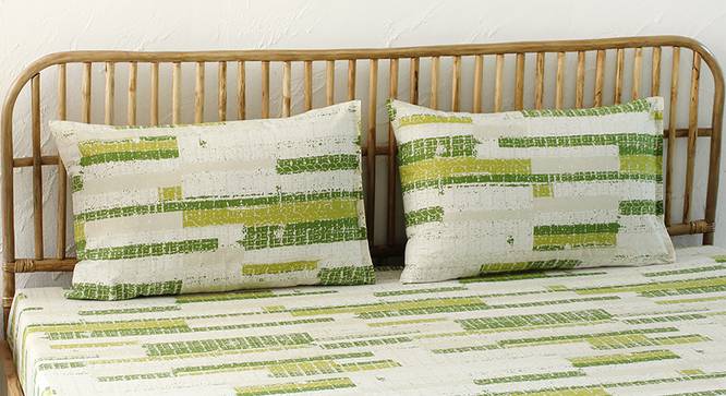 Glitch Bedsheet Set (Green, Fitted Size) by Urban Ladder - Design 1 Full View - 301699
