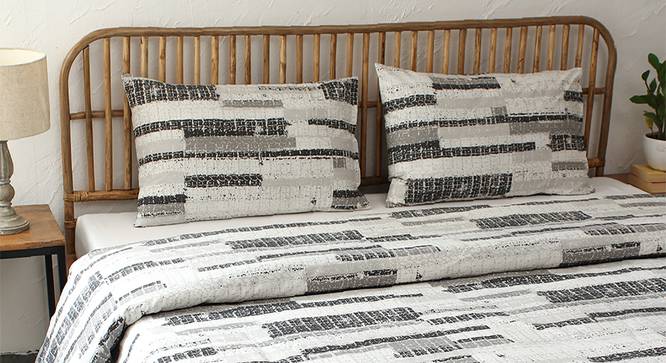 Glitch Duvet (Black, Single Size) by Urban Ladder - Design 1 Full View - 301917