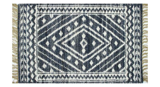 Maya Black Carpet (Black, 61 x 122 cm (24" x 48") Carpet Size) by Urban Ladder - Front View Design 1 - 304656