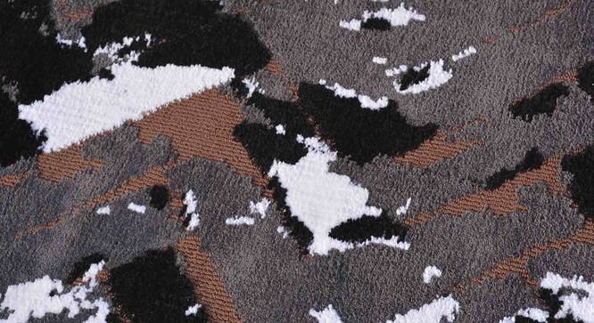 Basilio Table Runner (Black, 56 x 140 cm (22" x 55") Table Linen Size) by Urban Ladder - Design 1 Details - 309321