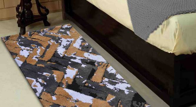 Basilio Table Runner (Gold, 56 x 140 cm (22" x 55") Table Linen Size) by Urban Ladder - Front View Design 1 - 309325
