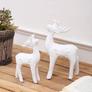 Study Room Decor Design White Ceramic Showpiece