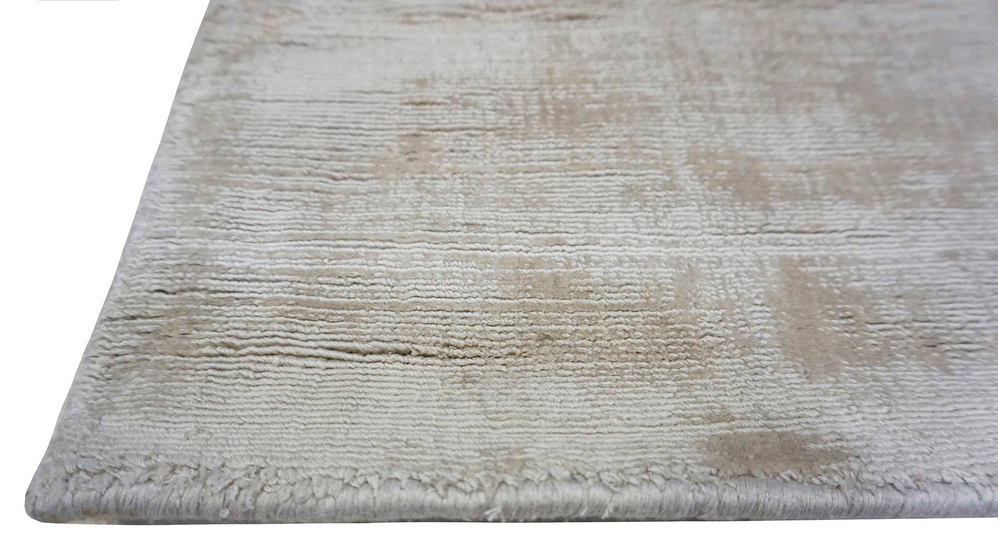 Ivory Viscose Carpet Urban Ladder