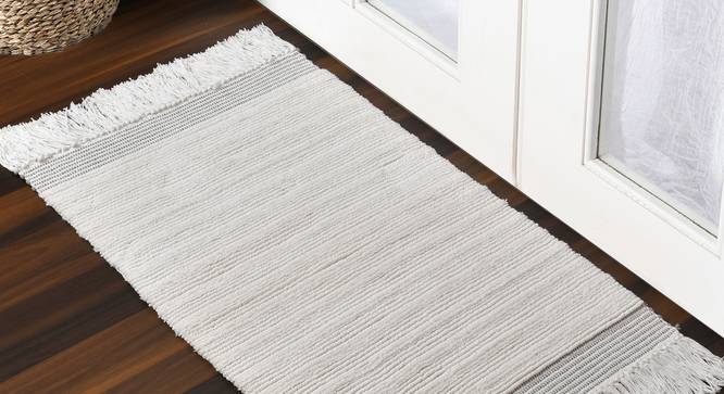Cecelia Bath Mat (Grey) by Urban Ladder - Front View Design 1 - 319645