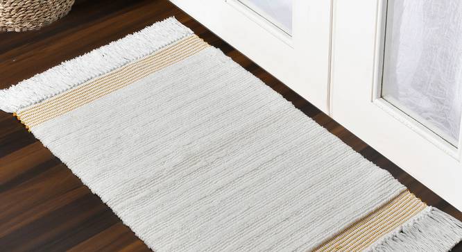 Cecelia Bath Mat (Yellow) by Urban Ladder - Front View Design 1 - 319655