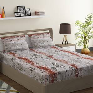 Home Decor In Phagwara Design Multi Coloured TC Cotton Size Bedsheet with Pillow Covers