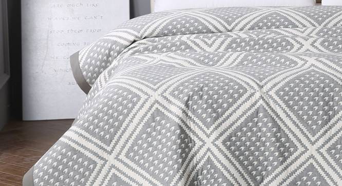 Helena Bed Cover (Grey, Double Size) by Urban Ladder - Front View Design 1 - 338299