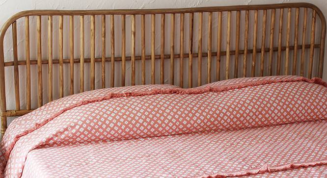 Leheriya Bedding Set (Pink, Queen Size) by Urban Ladder - Front View Design 1 - 340553