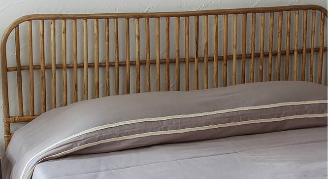 Mrittika Bedding Set (Grey, Queen Size) by Urban Ladder - Front View Design 1 - 340555