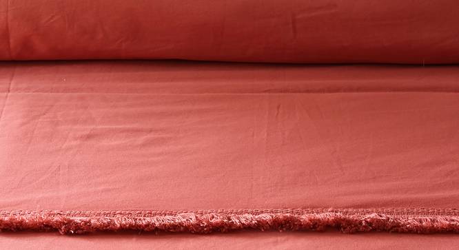 Kumud Bedding Set (Red, Queen Size) by Urban Ladder - Design 1 Close View - 340564