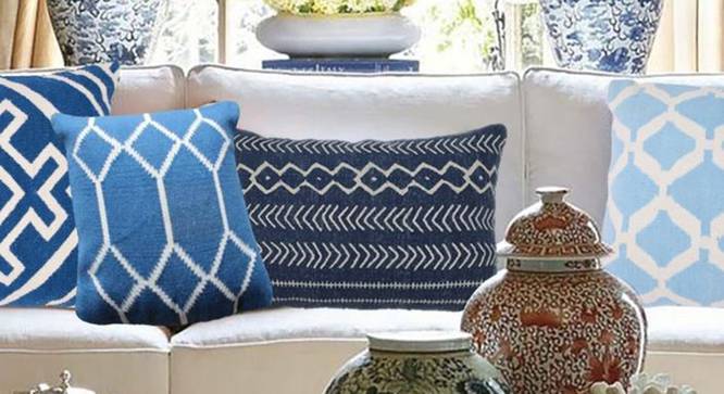 Brendan Cushion Cover (Teal, 46 x 46 cm  (18" X 18") Cushion Size) by Urban Ladder - Design 1 Half View - 348601
