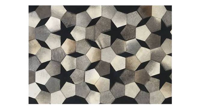 Seensil Rug (Rectangle Carpet Shape, 91 x 152 cm  (36" x 60") Carpet Size) by Urban Ladder - Front View Design 1 - 350348