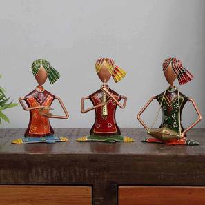 Human Figurines Design Multi Coloured Iron Showpiece
