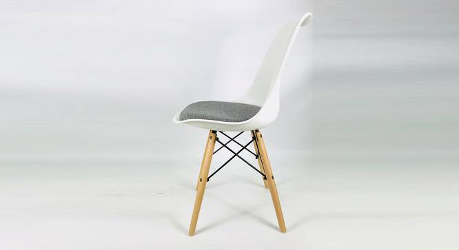 Lambert Lounge Chair (Plastic Finish, White & Light Grey) by Urban Ladder - Front View Design 1 - 365791