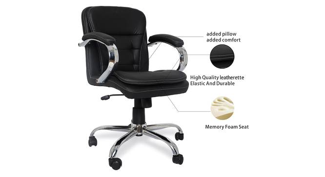 Knightly Office Chair (Black) by Urban Ladder - Front View Design 1 - 376016