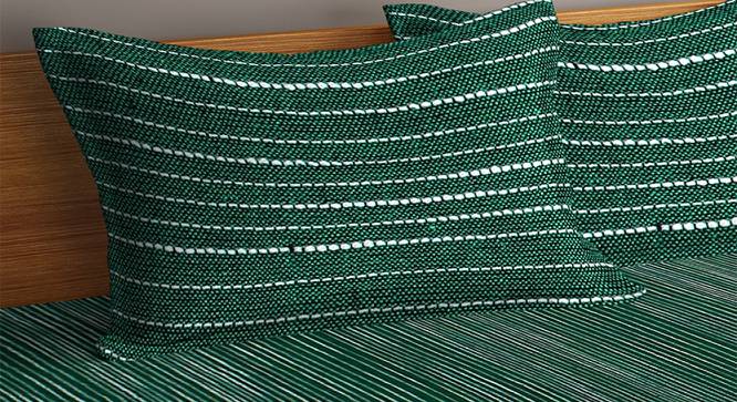 Amanda Bedcover (Green, King Size) by Urban Ladder - Cross View Design 1 - 381978