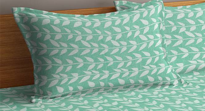 Archie Bedcover (Green, King Size) by Urban Ladder - Front View Design 1 - 381997