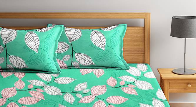 Emerson Bedsheet Set (Green, King Size) by Urban Ladder - Front View Design 1 - 382305