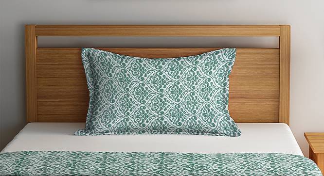 Hunter Bedcover (Green, Single Size) by Urban Ladder - Front View Design 1 - 382468