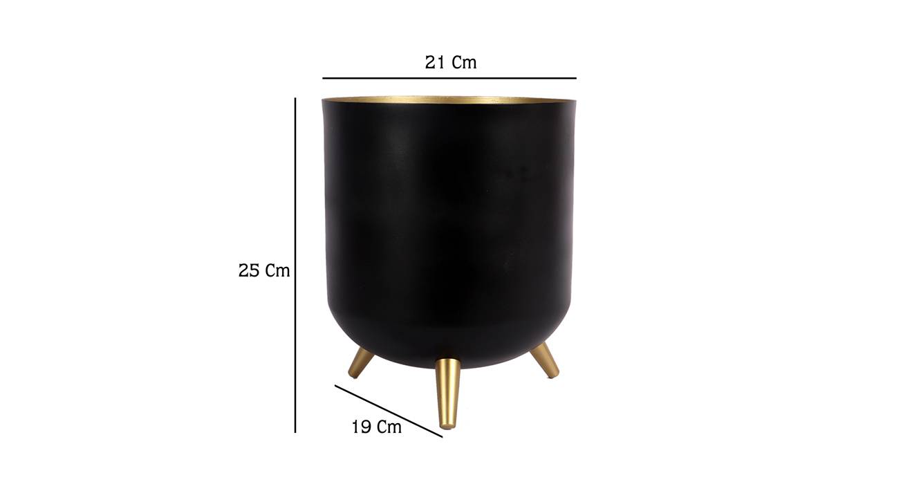 Harlie planter black and gold 6
