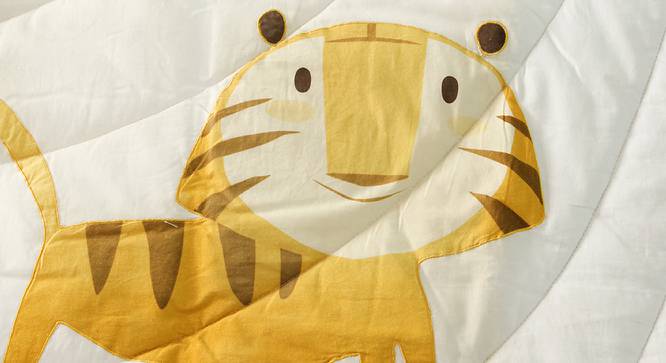 Ranthambore Bear Duvet Cover (White, Single Size) by Urban Ladder - Front View Design 1 - 392405