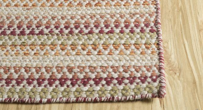 Firawa Carpet (Rectangle Carpet Shape, 244 x 152 cm  (96" x 60") Carpet Size, White - Deep Red) by Urban Ladder - Cross View Design 1 - 401775