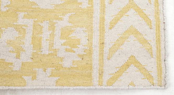 KiIa Carpet (Rectangle Carpet Shape, 244 x 152 cm  (96" x 60") Carpet Size, White - Butter) by Urban Ladder - Cross View Design 1 - 402145
