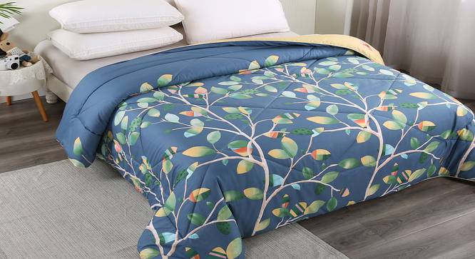 Alfalfa Comforter (Blue) by Urban Ladder - Cross View Design 1 - 406093