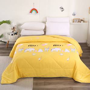 Comforters Design Yellow GSM Micro Fiber Double Size Comforter