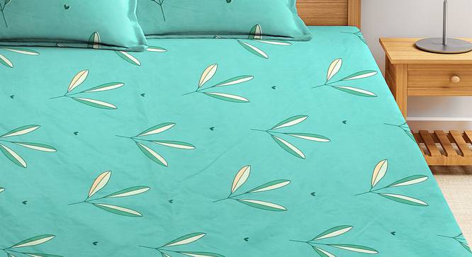 Marston Bedsheet Set (Green, King Size) by Urban Ladder - Front View Design 1 - 406948