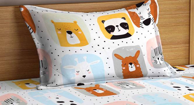 Eric Bedsheet Set (Single Size) by Urban Ladder - Cross View Design 1 - 407021