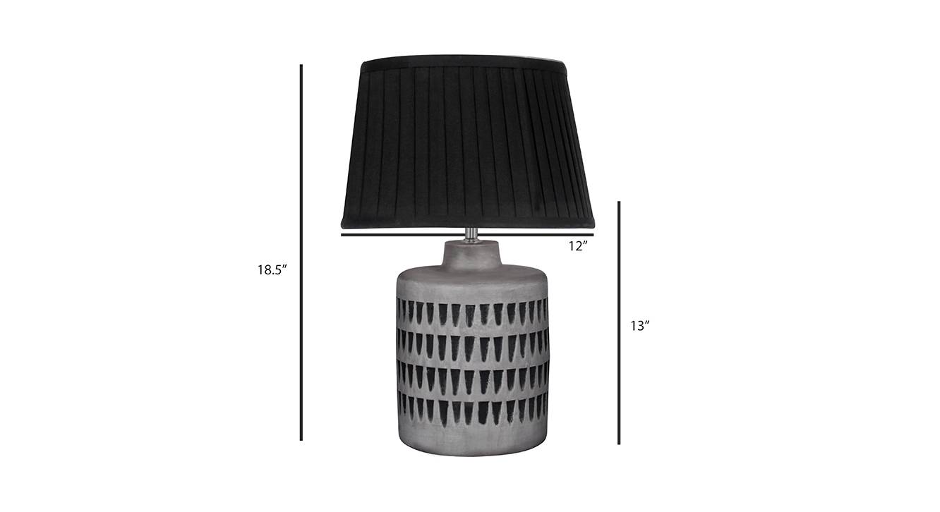 Georgette   black table lamp distress grey 6