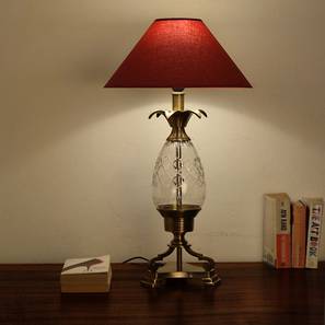 Dodge   maroon table lamp antique brass lp