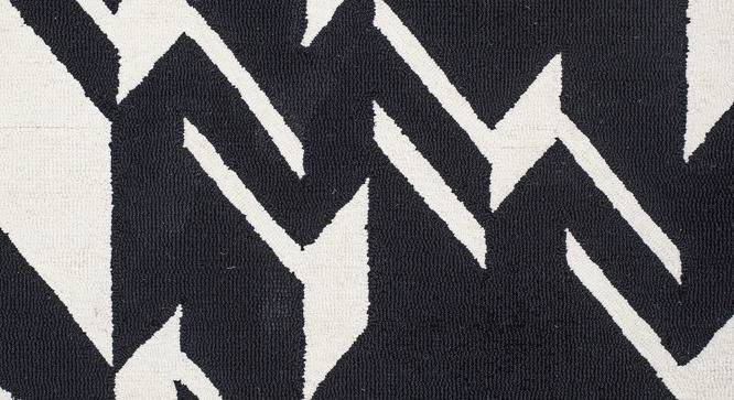 Hedley Carpet (Rectangle Carpet Shape, Black & White, 183 x 122 cm  (72" x 48") Carpet Size) by Urban Ladder - Front View Design 1 - 420576