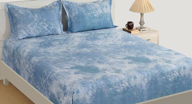 Wesley Bedsheet Set (Blue, King Size) by Urban Ladder - Front View Design 1 - 421608