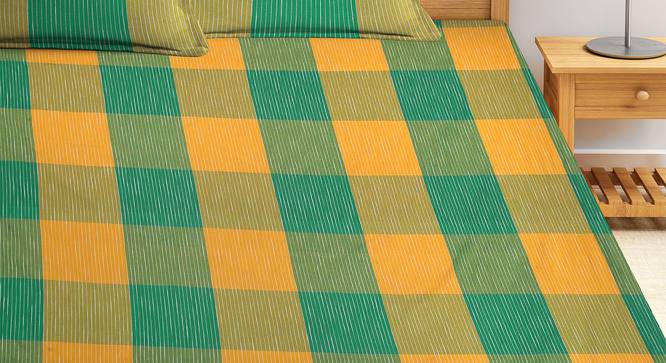 Kenzie Bedsheet Set (Green, King Size) by Urban Ladder - Front View Design 1 - 424132