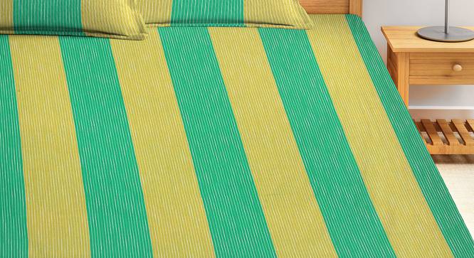 Remington Bedsheet Set (Green, King Size) by Urban Ladder - Front View Design 1 - 424874