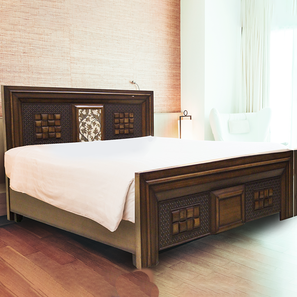 Trendsbee Design Claudia Storage Bed (King Bed Size, Walnut)