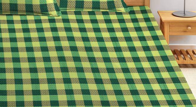 Gwendolyn Bedsheet Set (Green, King Size) by Urban Ladder - Front View Design 1 - 426347