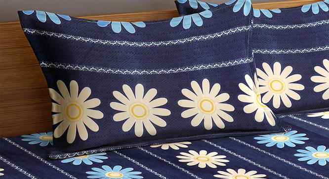 Barker Bedsheet Set (Blue, King Size) by Urban Ladder - Cross View Design 1 - 426678