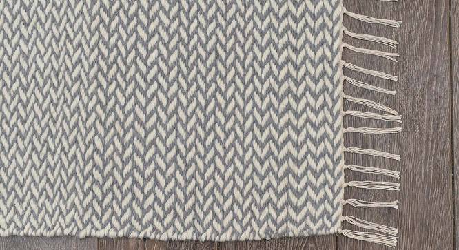 Michonne Dhurrie (Grey & White, 240 x 300 cm  (94" x 118") Carpet Size) by Urban Ladder - Design 1 Side View - 436807