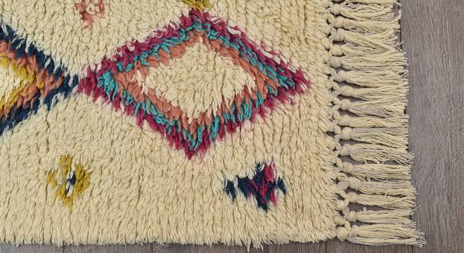 William Carpet (Rectangle Carpet Shape, 240 x 300 cm  (94" x 118") Carpet Size, Multicolor) by Urban Ladder - Design 1 Side View - 437106