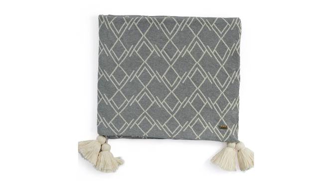 Isla Throw (Light Grey & Natural) by Urban Ladder - Front View Design 1 - 447278