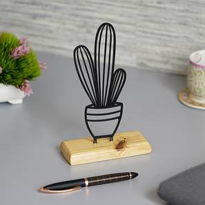 Home Furnishing In Kochi Design Black Metal Showpiece