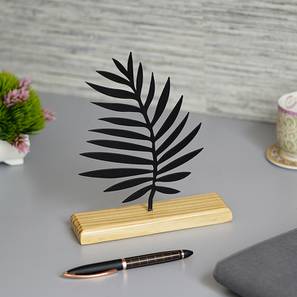 Home Furnishing In Kochi Design Black Metal Showpiece