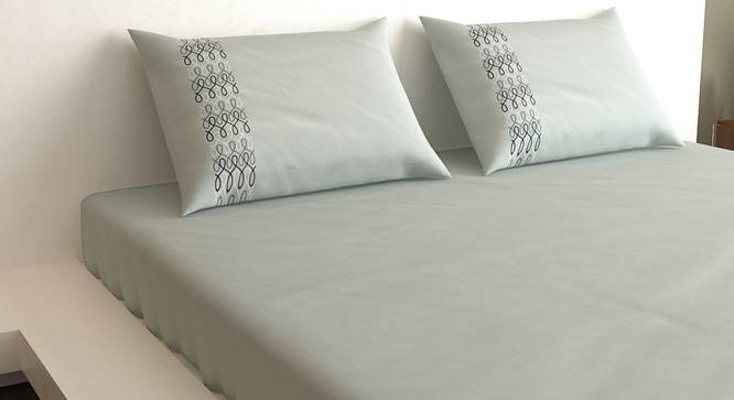Aniston Silver 400 TC fabric King Size  Bedsheets With  2 Pillow Covers (Silver, King Size) by Urban Ladder - Front View Design 1 - 486978