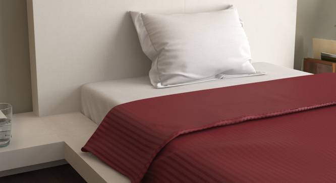 Charlee Maroon 400 TC fabric Single Size Duvet Covers (Maroon, Single Size) by Urban Ladder - Front View Design 1 - 487611