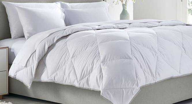 Reese White fabric Single Size Comforter (White, Single Size) by Urban Ladder - Cross View Design 1 - 487732